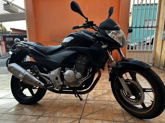 HONDA CB 300R 